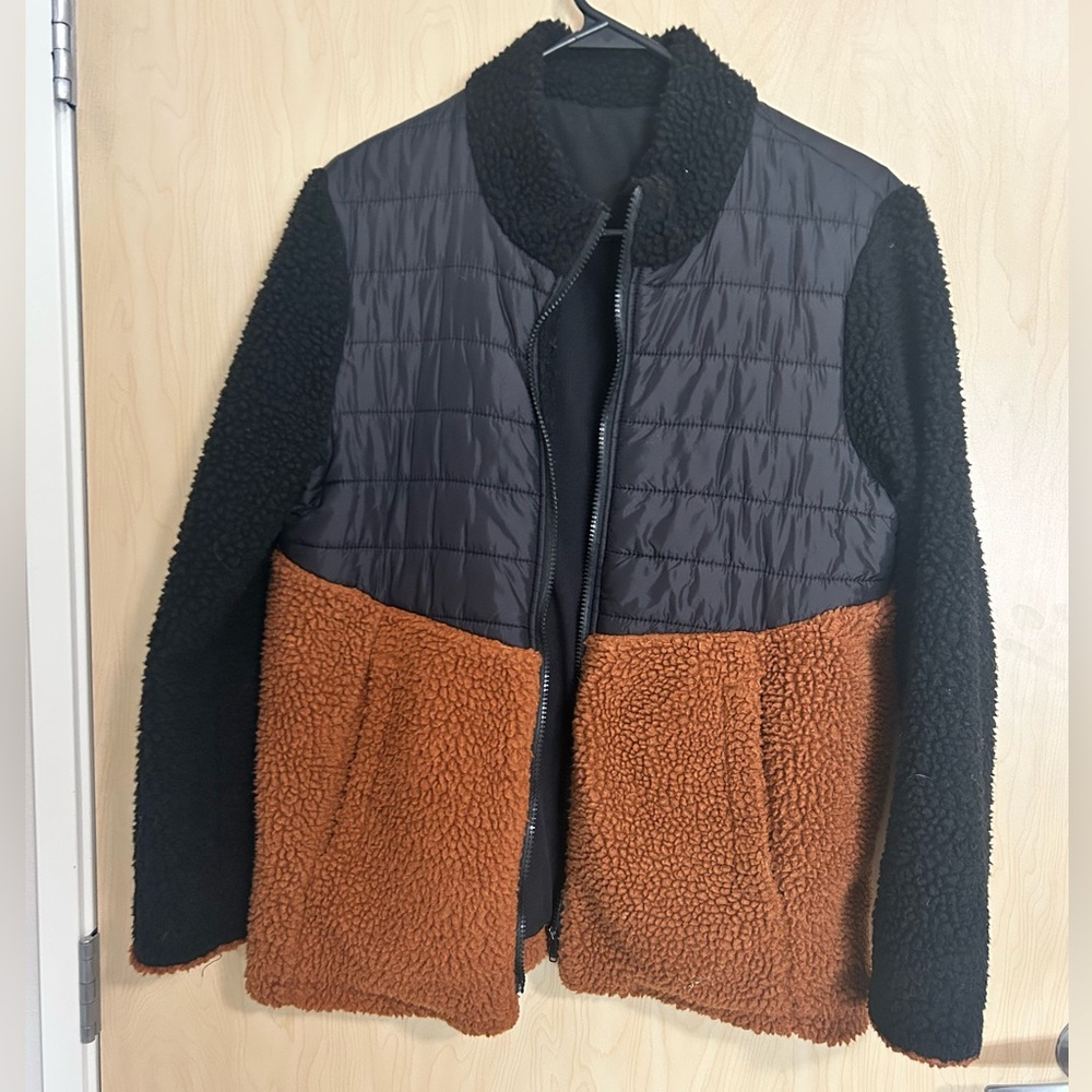 Fall Puffer jackets with teddy sleeves Sz Small - Picture 4 of 6